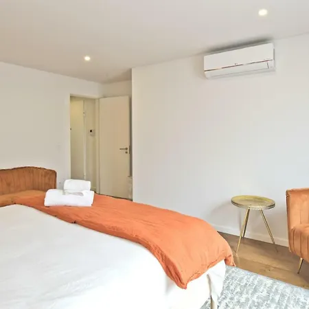 Bmyguest - Sao Bento Terrace Apartment Lisbon